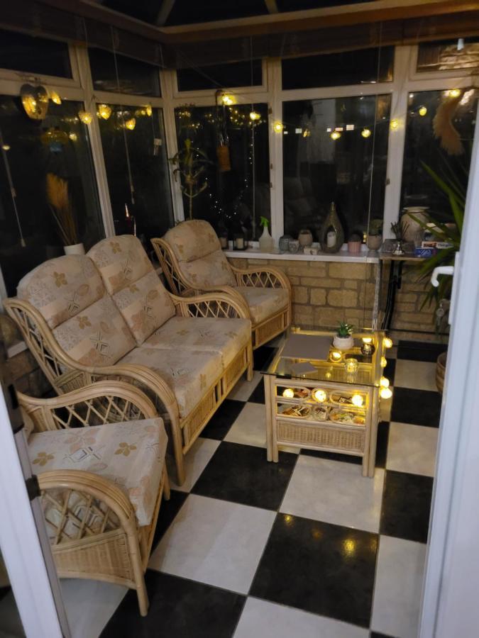 Siobhan'S Abode 2 Deluxe Doubles N Large Single No Pets Swindon Eksteriør bilde